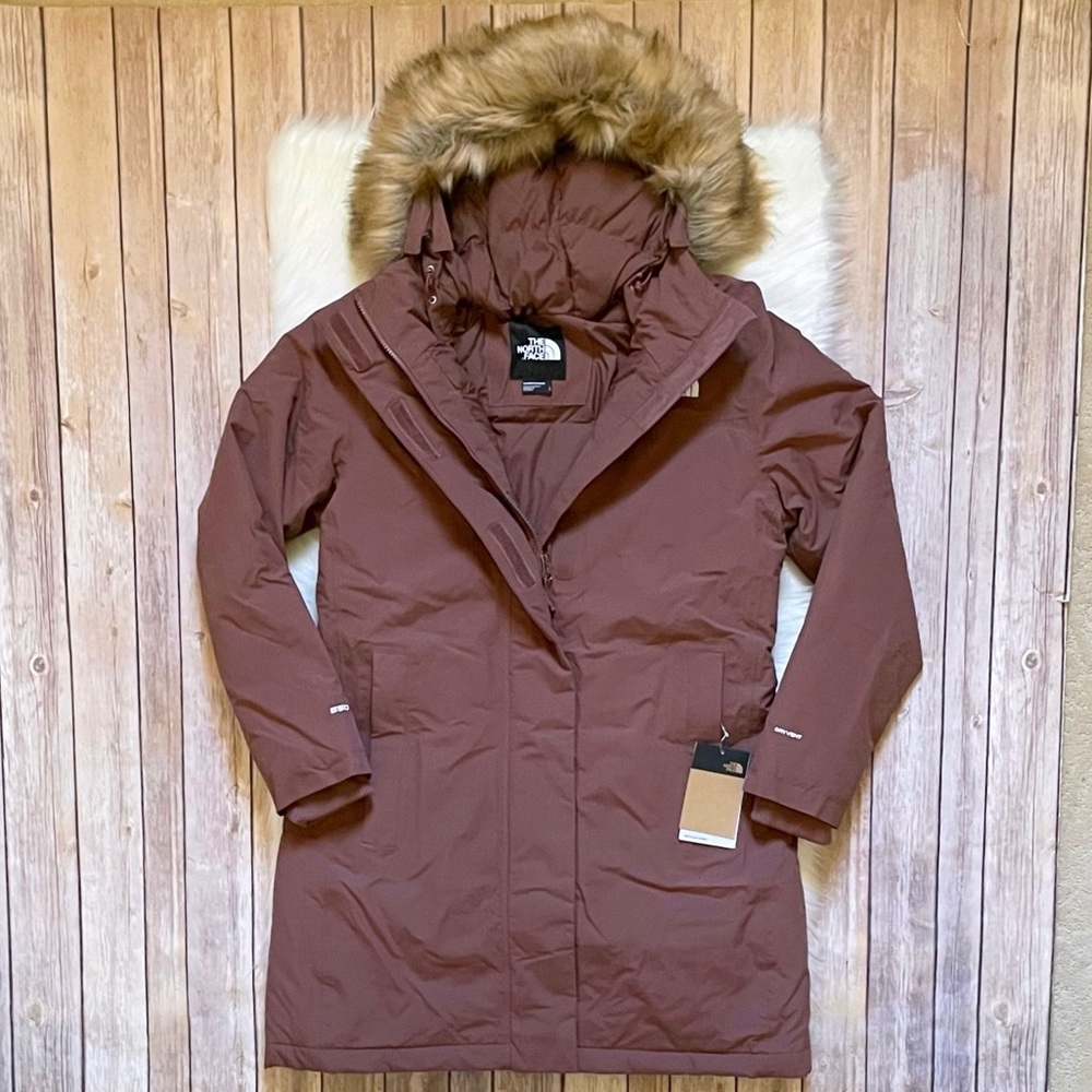 The North Face Women’s Arctic Parka Coat In Marron Purple - Picture 2 of 9